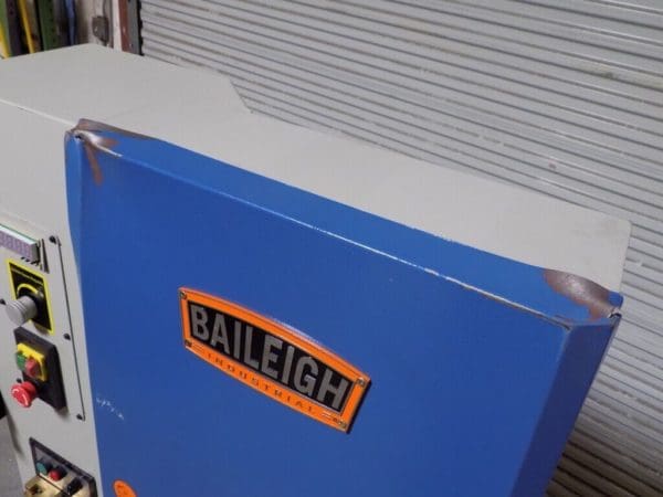 Baileigh Variable Speed Vertical Bandsaw 90 - 1400 FPM 120v 1230389 Damaged