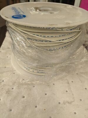 ALPHA WIRE 18 AWG, 1 Strand, 305 m OAL, Tinned Copper Hook Up Wire 3055/1 WH001