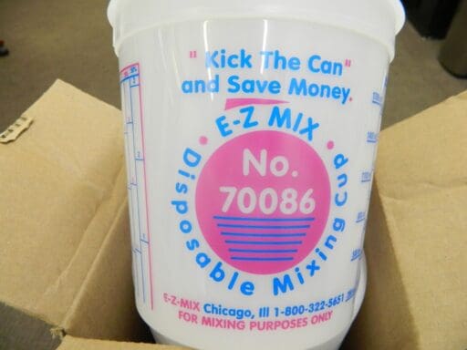 E-Z MIX Plastic Mixing Cups (1 Quart)