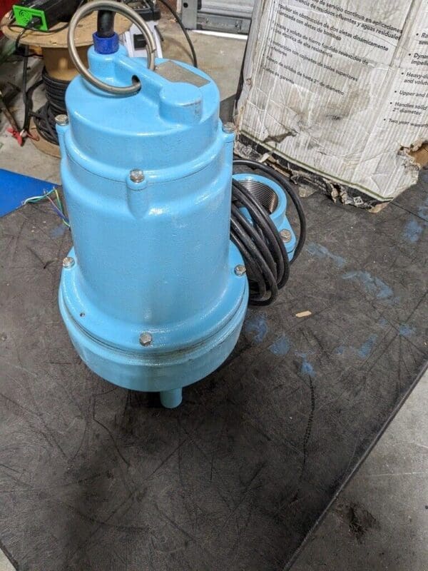 LITTLE GIANT PUMPS Sewage Pump: Manual 1 hp 11A 230V DAMAGED 514620