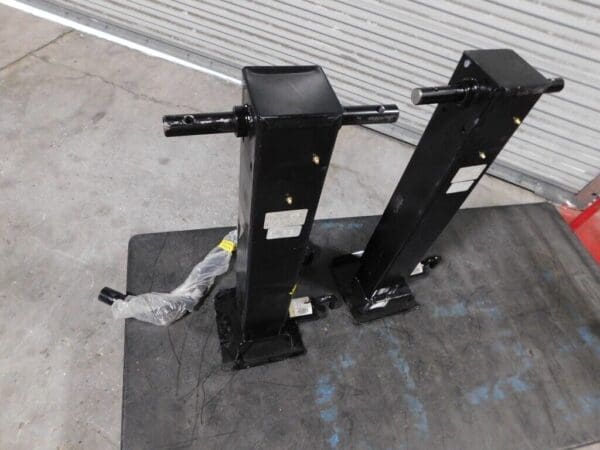 BUYERS PRODUCTS Trailer Jack Square Sidewind qty.2 0091410H & qty.1 0091405H