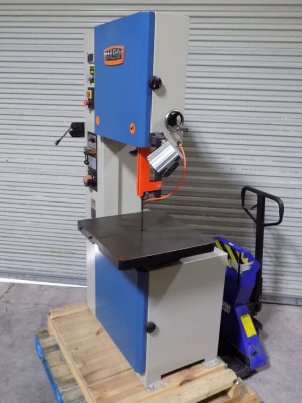 Baileigh Variable Speed Vertical Bandsaw 90 - 1400 FPM 120v 1230389 Used