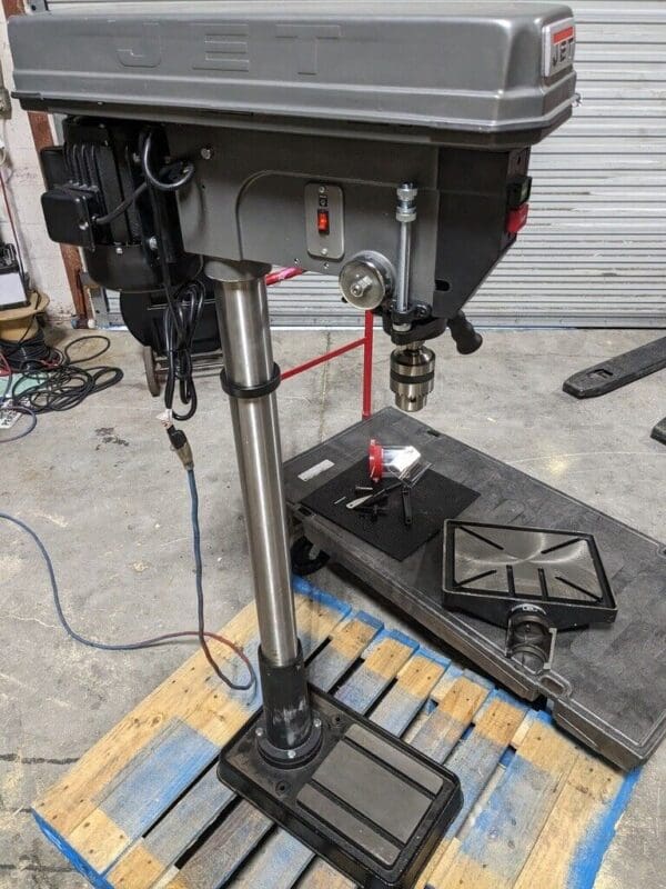 JET Floor Drill Press: 20″ Swing 1.5 hp Step Pulley Drive DAMAGED 354170