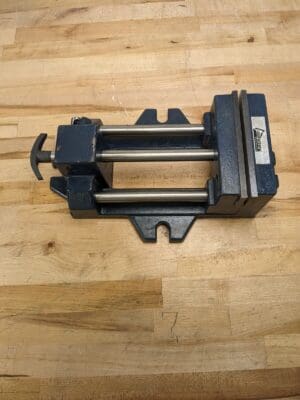 GIBRALTAR Horizontal Drill Press Vise 6″ Jaw Opening Cap. INCOMPLETE 428-85062