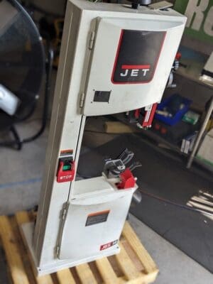 JET Vertical Bandsaw: 14″ Throat Depth Step Pulley Drive JWBS-14SFX