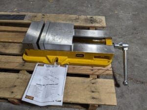 GS TOOLING Machine Vise: 8"Jaw Width 57.15mm Jaw Height 327300