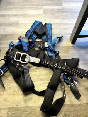 MILLER Fall Protection Harnesses 400 Lb AirCore Construction Style Size 2/3X