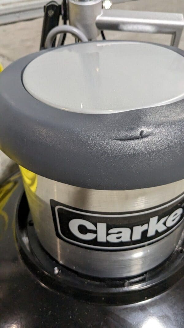 CLARKE Multipurpose Floor Machine Electric 17″ Width 1.5 hp CLARKE1715HD DAMAGED