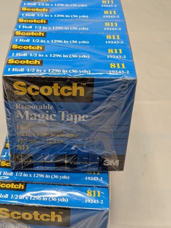 3M Scotch Magic Tape Removable 811