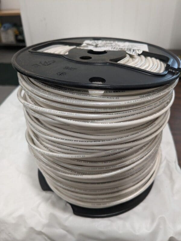 SOUTHWIRE Machine Tool Wire: 12 AWG, White, 500' Long 411040501