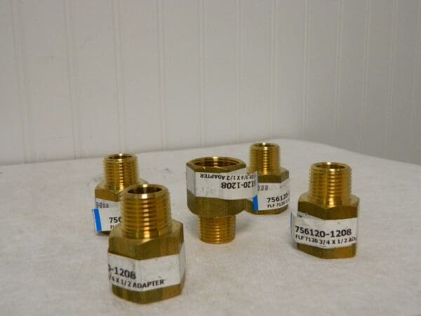 Anderson Metals Brass Pipe Adapter 1/2-14 Male x 3/4-14 Female QTY 5 756120-1208