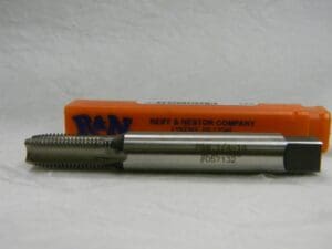 R&N Dry seal straight pipe taps 4FL 1/4-18NPSF QTY 3 S46330