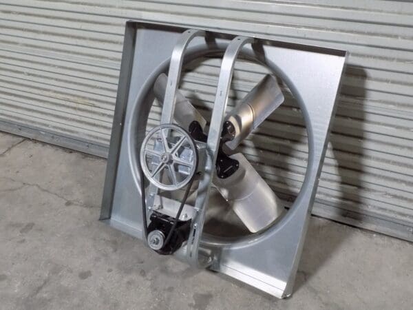 Marley 30" Commercial Duty Exhaust Fan 7730 CFM Max. 1/3 HP 115v BE30 Damage