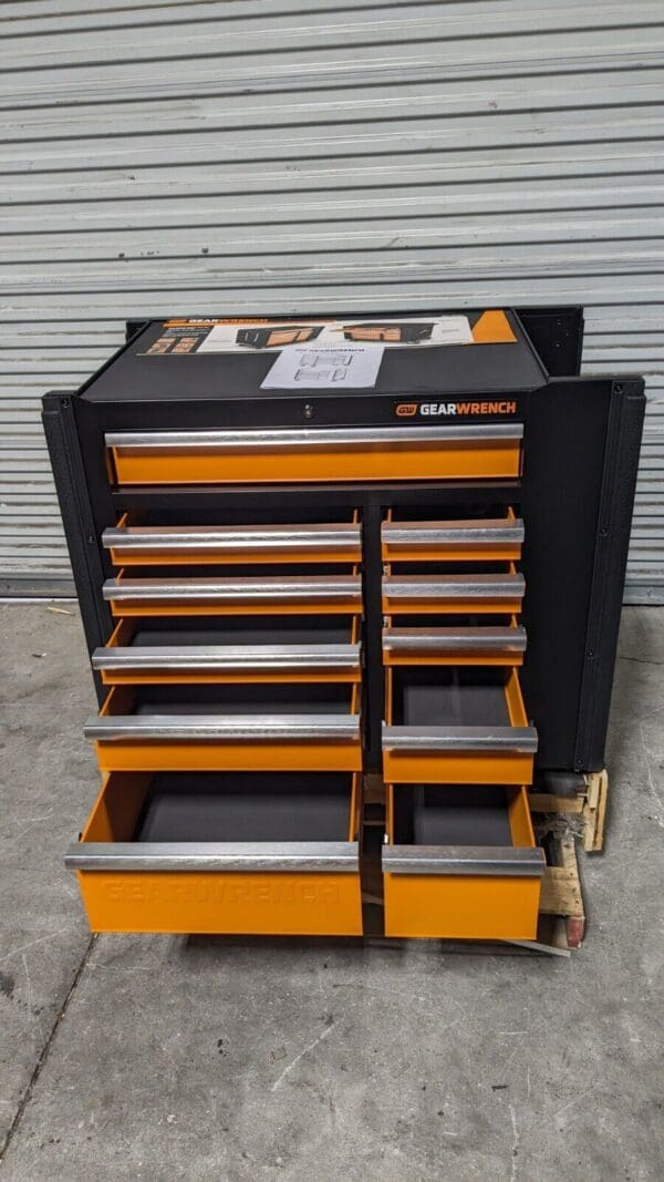 GEARWRENCH 42 in Steel Tool Roller Cabinet 11 Drawers Mobile Work Station 83169