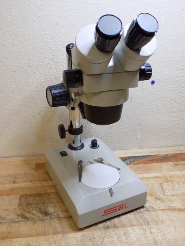 SPI Deluxe Stereo Microscope 6.5x - 45x Mag. Binocular Lens 12-504-7 Broken Lamp