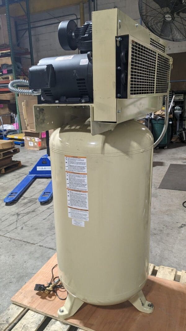 INGERSOLL-RAND Stationary Vertical Electric Air Comp 7.5 hp 80 gal Damage