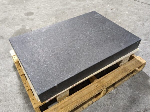 Granite Surface Plate 36 L x 24 W x 4 Thick Grade A No Ledges DAMAGED