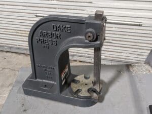 Dake Single Leverage Manual Arbor Press 3 Ton Max. Pressure 901006