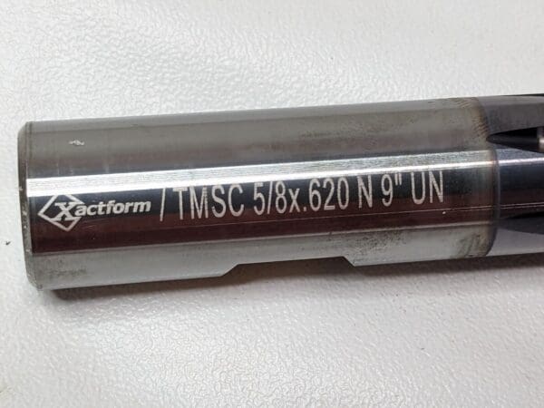 XACTFORM Carbide Thread Mill 7/8"-9 X 5/8" SD 6FL TMN5/8X.620-9UN K27C 78128