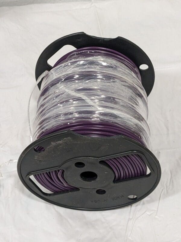 SOUTHWIRE Machine Tool Wire: 14 AWG, Purple, 500' Long 411030513 DAMAGED SPOOL
