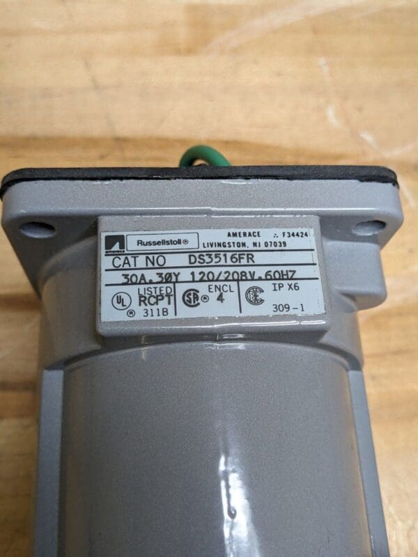 Russellstoll DS3516FR Receptacle 30A 120/208V