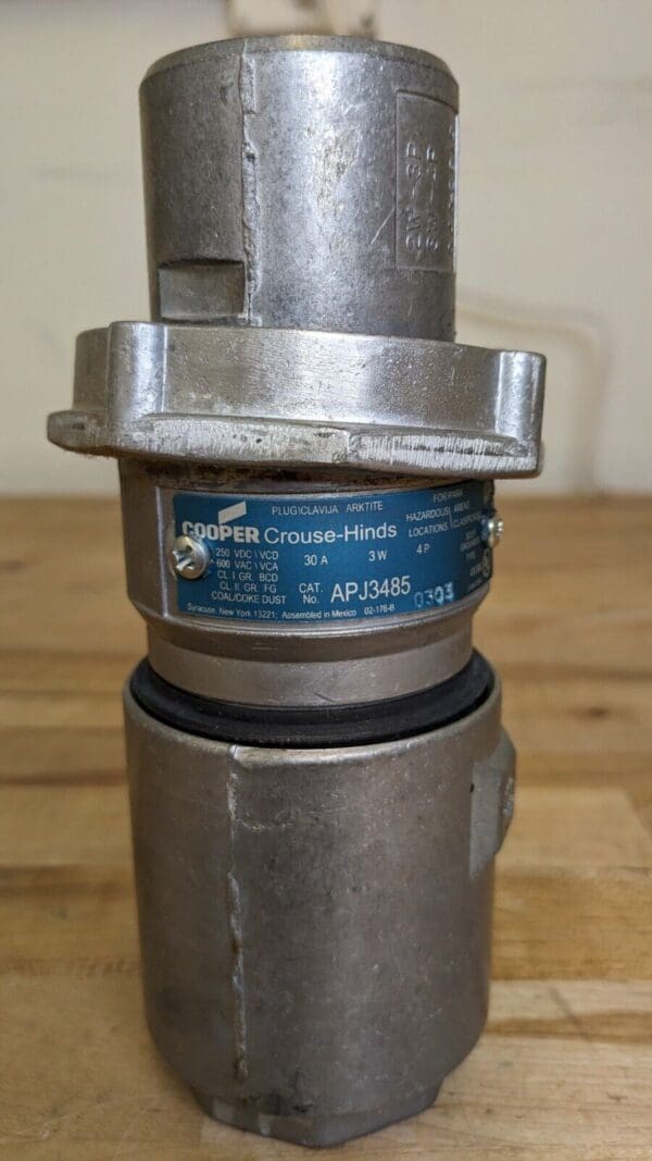 Crouse-Hinds 3-Wire/4-Pole Arktite Heavy-Duty 30 Amp APJ3485