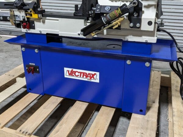 Vectrax Metal Cutting Bandsaw 7 x 12 Cap. 4-Speed 90 - 255 FPM 3/4 HP 115/230v