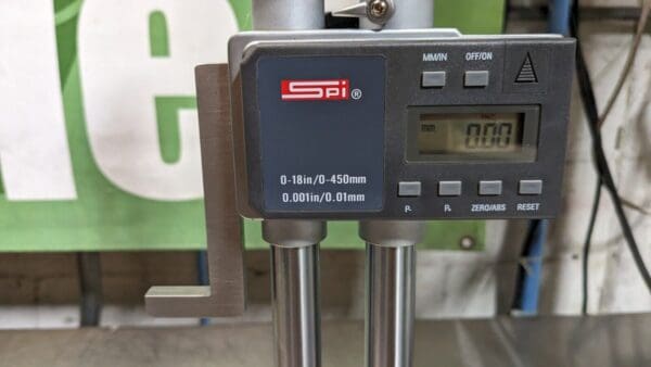 SPI Electronic Height Gage 450 mm Max .001″ Res .001500″ Acc Damaged