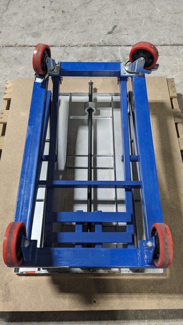 Vestil Mechanical Scissor Lift Cart 660 lb Cap 37 x 23" Platform 18 - 39.5″ Lift