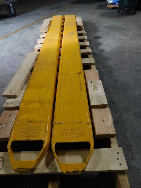 Vestil FE-6-96 Steel Yellow Fork Extensions 6" W. x 96" L. 4000 Lb. Capacity