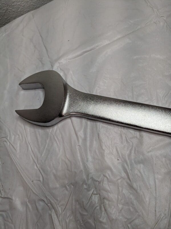 GEARWRENCH Combination Wrench: 1-3/4″ Head Size 25.551″ OAL 81820