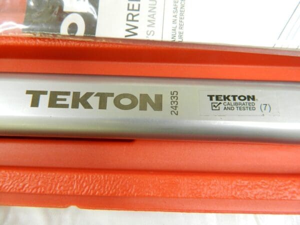 TEKTON 1/2 Inch Drive Click Torque Wrench (10-150 ft.-lb.) 24335