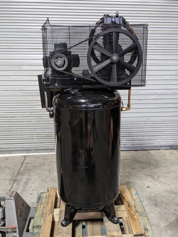 Campbell Hausfeld 80 Gallon 2-Stage Vertical Air Compressor CE7000 Damaged