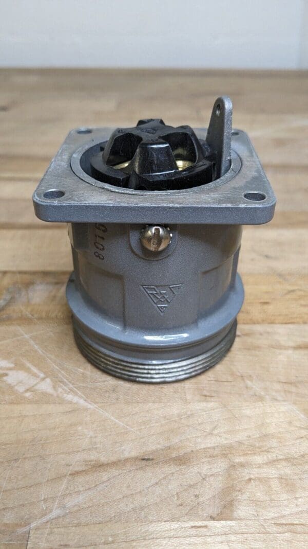 Russellstoll T & B 3314 Receptacle w/ Junction Box & Cap 30A 3W4P 480VAC