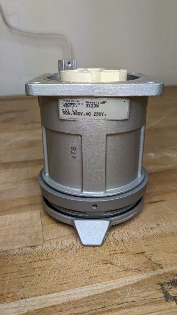 THOMAS & BETTS RUSSELLSTOLL 3124W-78 60 Amp 250/480V Female Receptacle