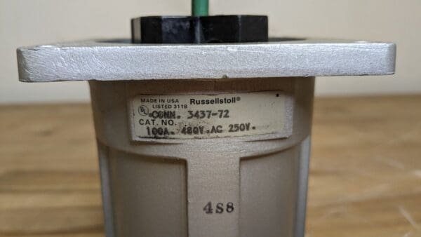 Russell & Stoll 3437 100 Amp 480 VAC 2P3W Plug Pin & Sleeve Receptacle New!