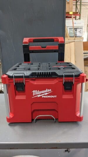 MILWAUKEE TOOL Metal Plastic & Rubber Tool Roller Cabinet 48-22-8426 Incomplete